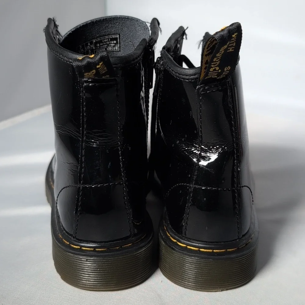 Dr. Martens Black Patent Leather Boots 1460J  Size 4 M/ 5L Junior